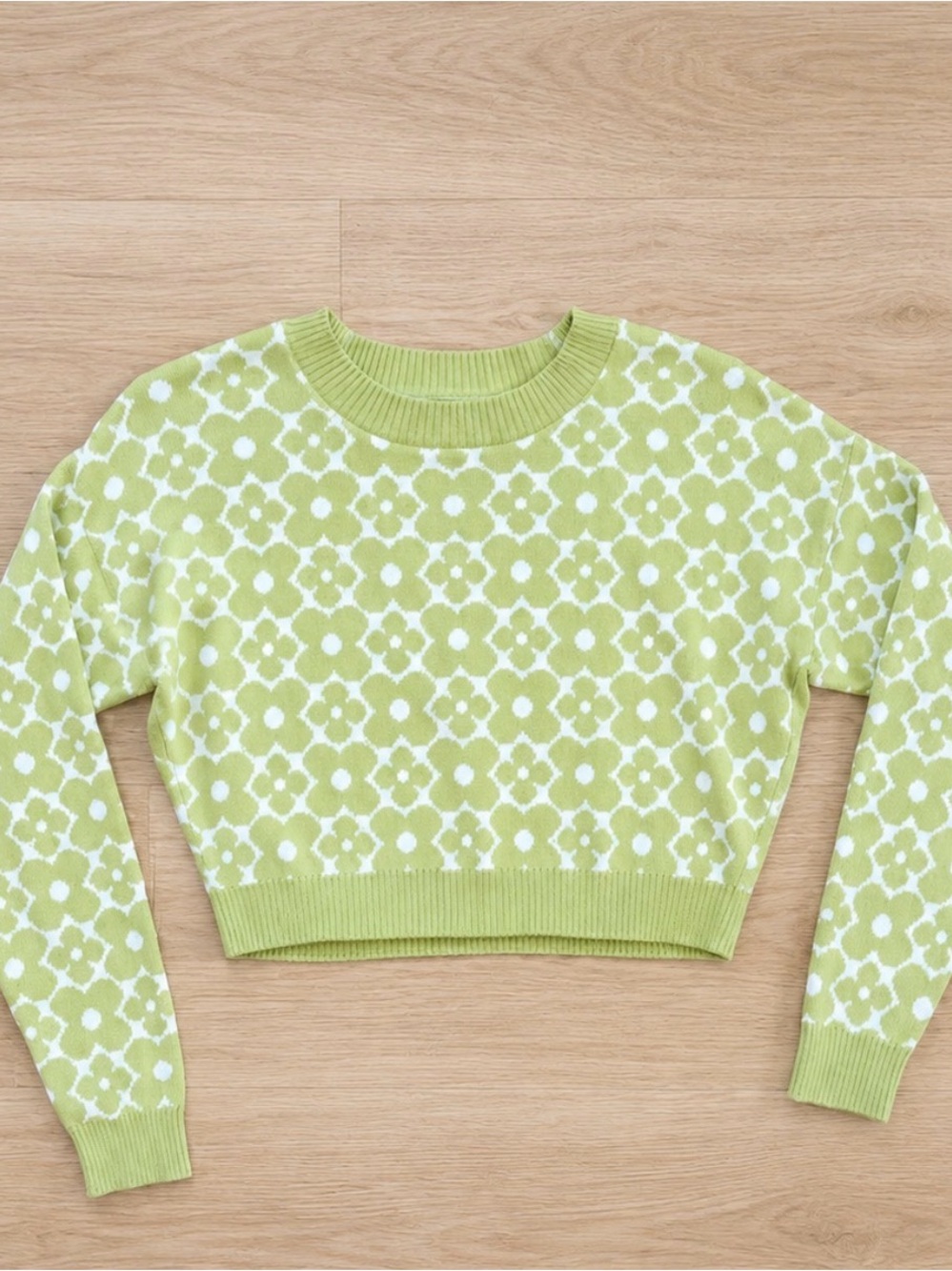 Hollister Lime Green & White Cropped Floral Knit Sweater